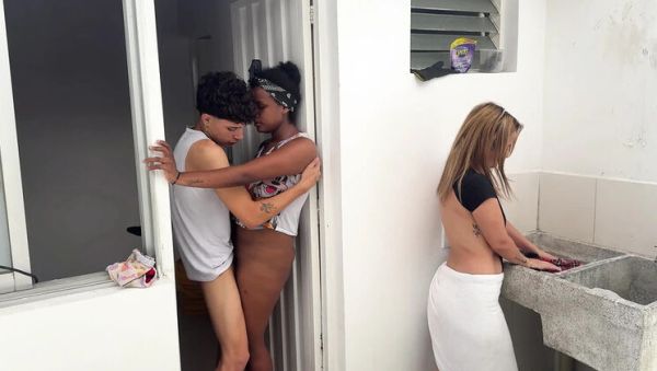 Step Sister Hardcore Anal Fuck While Stepmom Distracted - Big Tits Latina Teen Squirting - xxxfiles.com on freevids.org