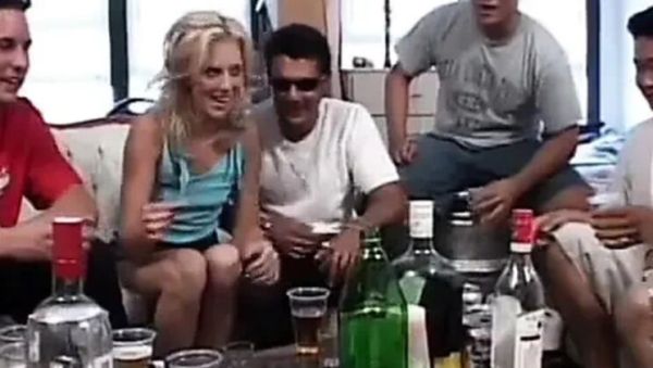 Petite Blonde Juliana Kincaid Takes Double Penetration Threesome Anal & Cum in Mouth - xxxfiles.com - Britain on freevids.org