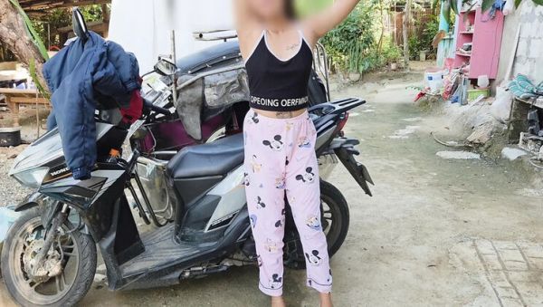 Adorable Trike Driver Loses Virginity With Passenger In Outdoor Fuck - veryfreeporn.com - Thailand - Indonesia on freevids.org