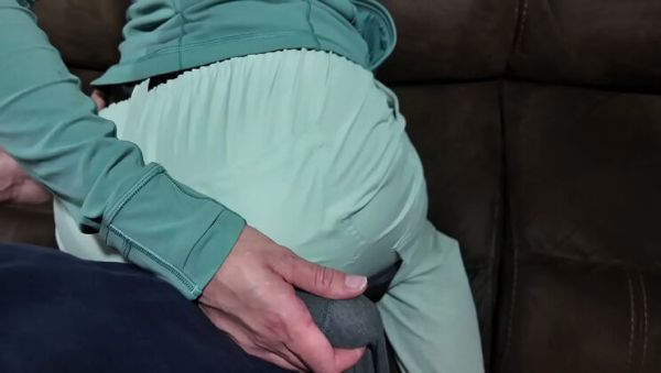 Babe in Ski Pants Grinds and Worships Ass - veryfreeporn.com on freevids.org