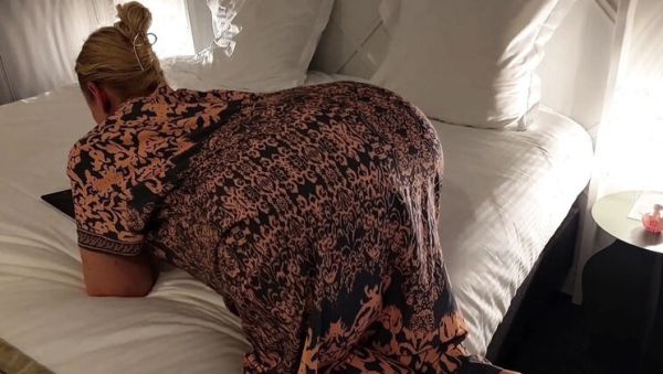 German MILF Selena701 Foot Worship & Cumshot - Amateur Mature Wife Fetish 4K - veryfreeporn.com - Germany on freevids.org