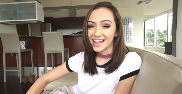 Tony's huge dick in Lily's hungry mouth - alphaporno.com on freevids.org