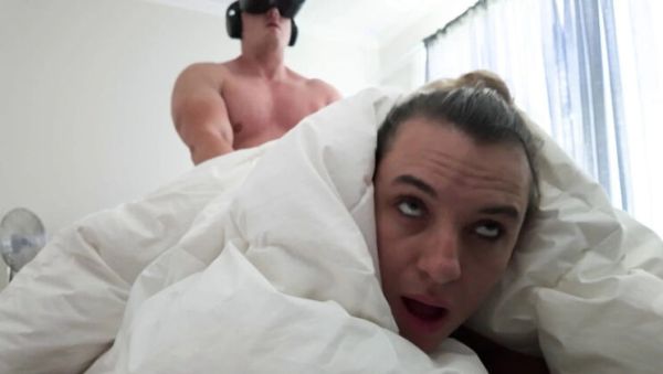 Stepdad VR Fuck Accident - Creampies Stepdaughter Stacey Reid Thinking She's Sex Doll - veryfreeporn.com - Britain - Usa - South Africa on freevids.org