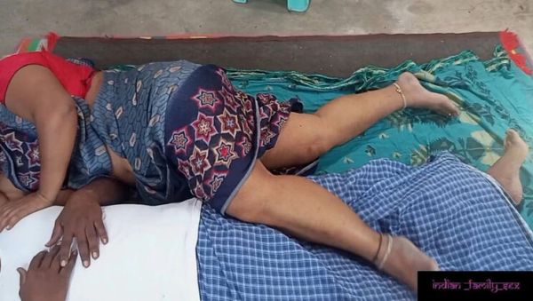 Indian Sister In Law Fucking - Desi Bhabhi Homemade Sex with Big Natural Tits - porntry.com - India on freevids.org