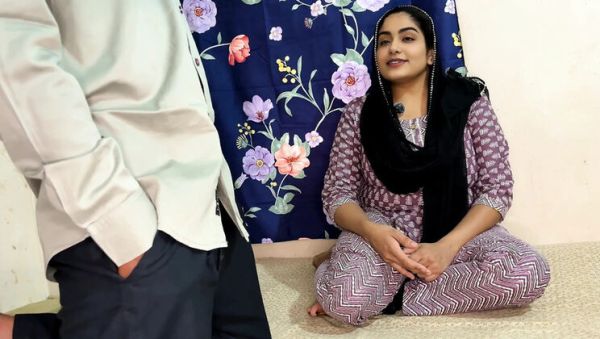 Indian Landlord StepDaughter Fucks Tenant Boy To Pay Her StepFather's Debt - Hindi Audio Sex - veryfreeporn.com - India on freevids.org
