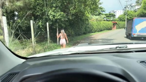 Colombian teen gets stranger's car blowjob after street workout - amateur POV sex in public - xxxfiles.com on freevids.org