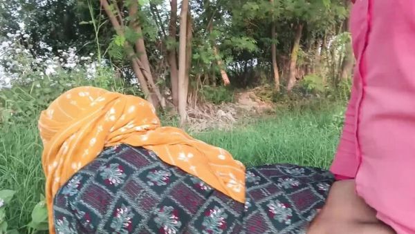 Desi Indian Village Girl Hard Fucked Outdoor in Forest - Anal Blowjob Doggy Style - porntry.com - India on freevids.org