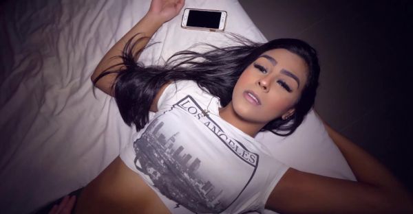Latin cuties suck and fuck in HD - alphaporno.com on freevids.org