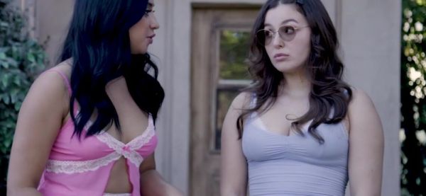 Tasting the pussy of my new nerd classmate - inxxx.com on freevids.org