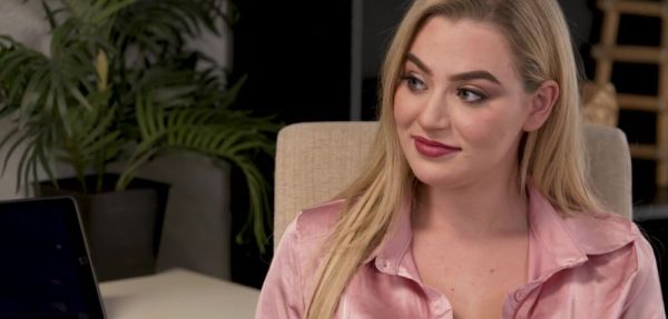 Trimmed Blonde Reporter Tits Get Cum Covered For A Cover! - theyarehuge.com on freevids.org