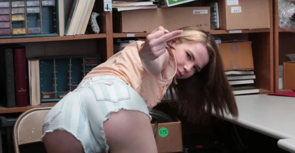 Alina's t*** titties bounce as Ryan pounds her from behind at the local shortie shop - alphaporno.com on freevids.org