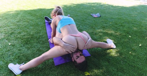Cherie DeVille & Logan Pierce: Blowjob to Doggy Style - alphaporno.com on freevids.org