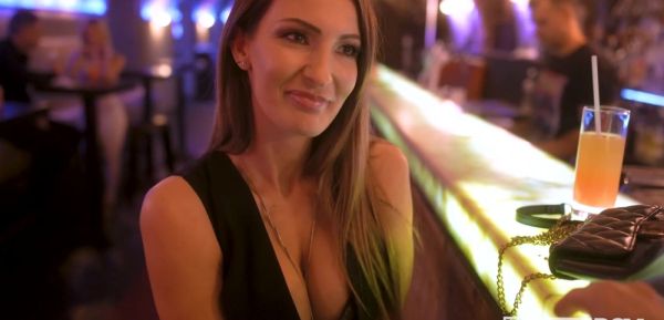 Natalie Grace - A crazy night out with Natalie. - inxxx.com on freevids.org