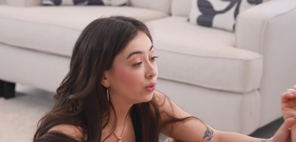 Chloe Surreal - Curves - inxxx.com on freevids.org