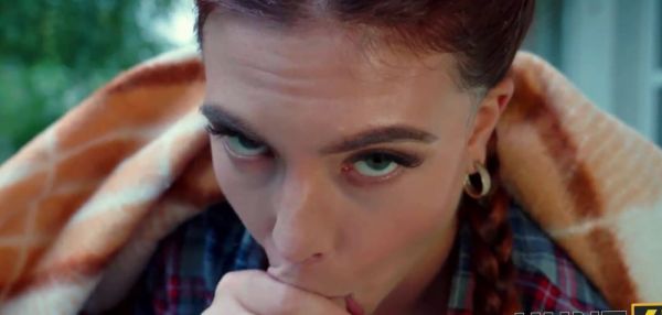 HUNT4K. Her perfect ass was made for public cheating - inxxx.com on freevids.org
