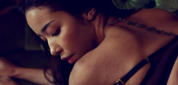 Lia Lin Wet Vibrator Climax - inxxx.com on freevids.org