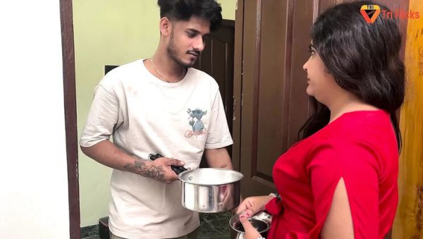 Pados Wali Bhabhi Kai Doodh ka Chakkar Indian Desi Bhabhi Fingering Cumshot Mature Pornstar HD Sex Video - xxxfiles.com - India on freevids.org