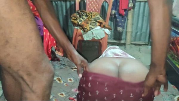 Indian Desi Wife Doggy Style Chudai at Night - xxxfiles.com - India on freevids.org