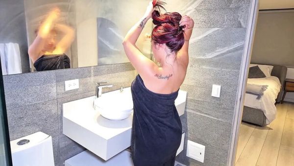 Roommate Wakes Me Up and Cums Deep Inside My Wet Pussy - xxxfiles.com on freevids.org