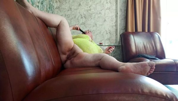 Zona901 Milf Toys Her Pussy After Work Next Door Orgasm - veryfreeporn.com - Russia on freevids.org