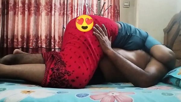 Desi Stepsister Craves Big Cock – Homemade Indian Blowjob - veryfreeporn.com - Britain - India on freevids.org