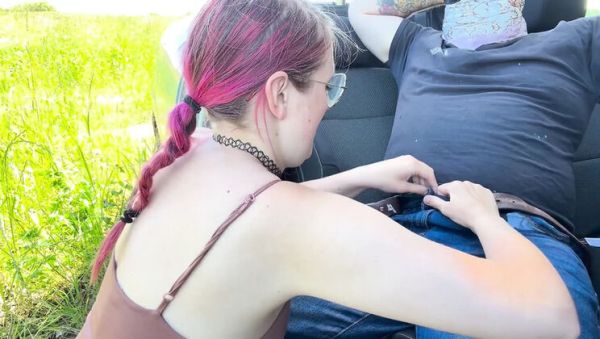 LeaLove Risky Outdoor Fuck at the Forest Edge – Deepthroat in Car & Hard Public Sex - veryfreeporn.com - Germany on freevids.org