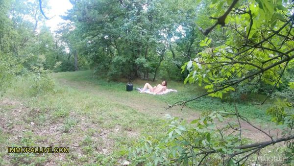 Stepdad & His Son Spy on Horny Sunbather Mia Rose - Big Booty Teen Gets Tag Teamed! Part 1 - veryfreeporn.com - Britain on freevids.org