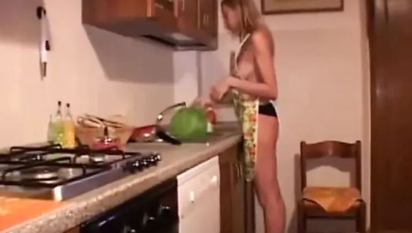 Alex Magni Gets a Seat at the Table: Anal Gangbang MILF Compilation - veryfreeporn.com - Italy on freevids.org