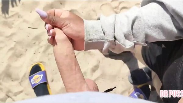 Pregnant Wife Ditched by Hubby Milks a Stranger's Giant Cock on the Beach - porntry.com on freevids.org