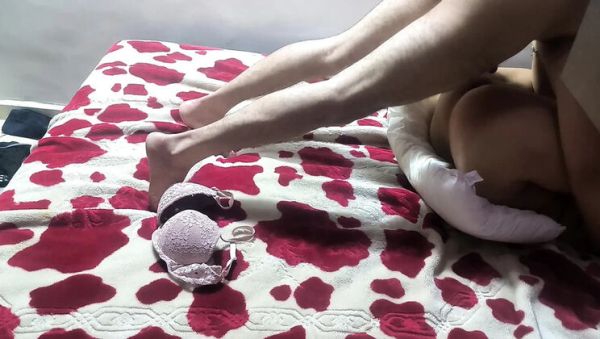 Laila and Salma Get Banged in Steamy Amateur Arab Sex - veryfreeporn.com on freevids.org