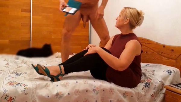 Amateur Blonde Wife Takes a Deep Oral Creampie - veryfreeporn.com - Germany on freevids.org