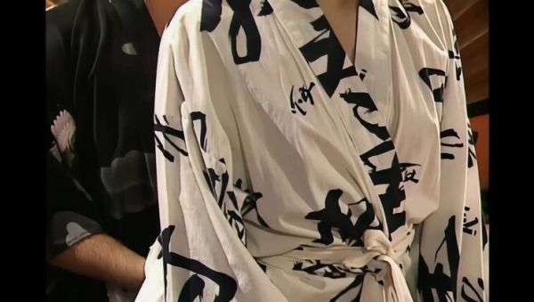 Shawna Edwards Takes A Huge Japanese Cock - Emotionless MILF Blowjob - porntry.com - Japan on freevids.org