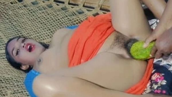 Indian Bhabhi Gets Cucumber Fucked, Puss Gets Fat, She Starts Moaning Loud - veryfreeporn.com - India - Bangladesh on freevids.org