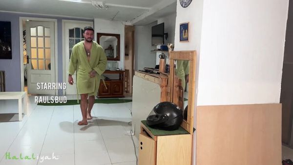 Big Tits Hijabi Wife Rauls Bud Gets Fucked By Spanish Bull - veryfreeporn.com - Britain - Usa - Spain on freevids.org