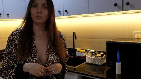 MILF Stepmom Gets on Her Knees for Horny Step Son - porntry.com - Russia on freevids.org