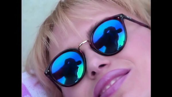 John Strong Fucks a Hot Blonde Hard Outdoors - veryfreeporn.com - Britain on freevids.org