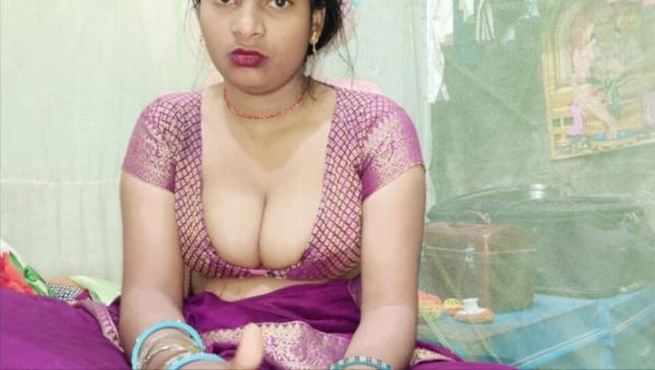 Pyari Bhabhi Gives Big Tits Handjob With Hindi Audio - Desi Bhabhi Hardcore Creampie Cumshot - porntry.com - India - Mongolia on freevids.org