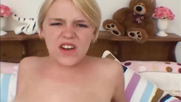 Missy Monroe Takes It In The Ass And Squirts Like A Slut - porntry.com - Britain on freevids.org