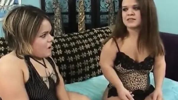 Ricky Masters fucks Mini Mya and another horny midget babe in hot sofa threesome - veryfreeporn.com - Britain on freevids.org