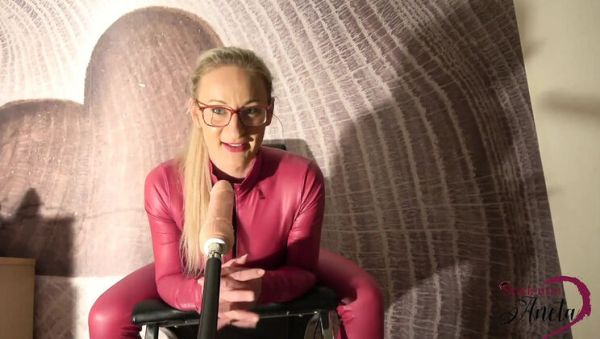 Mature Blonde Student Aneta Needs a Roommate - veryfreeporn.com - Germany on freevids.org