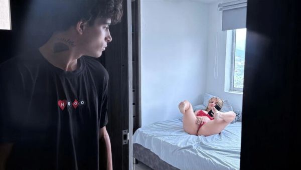 Big ass stepmom caught cheating by curious stepson, gets revealed and begs for anal sex to keep secret - veryfreeporn.com - India - Colombia on freevids.org