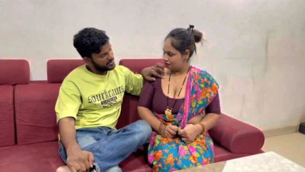 Aksha's Desi Seduction: Owner Fucks Maid in Rough Doggy Style - veryfreeporn.com - India on freevids.org