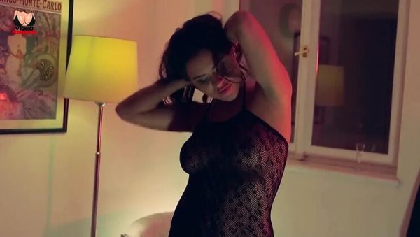 Alice Axx Takes It Deep on the Living Room Carpet - porntry.com - France on freevids.org