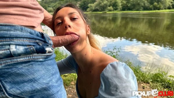 Gorgeous Isabella De Laa Gets Her Perfect Body Fucked Hard Outdoors - porntry.com - Czech Republic on freevids.org