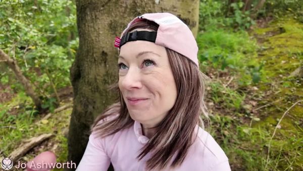 Risky Outdoor Anal Sex In The Woods! Amateur MILF Gets Tight Ass Creampie From Behind - porntry.com - Britain on freevids.org