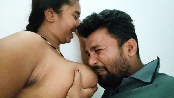 Pregnant Desi Bhabhi Big Natural Tits Devar Chus Raha – Hot Hindi Romance - xxxfiles.com - India on freevids.org