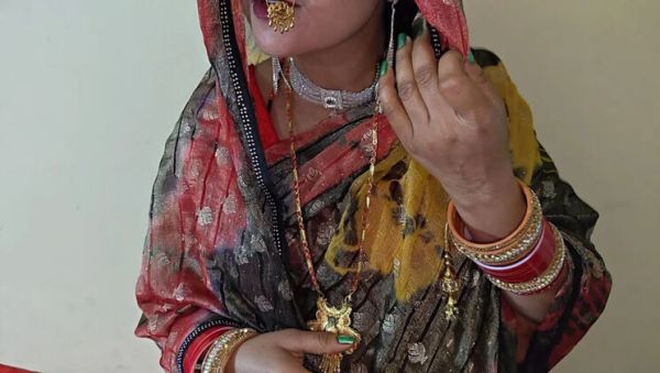 Desi Bhabhi New Bridal Fucked After Deep Blowjob Hindi Sex Audio - xxxfiles.com - India on freevids.org