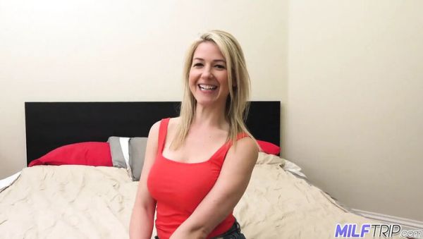 Athletic blonde MILF Kit Mercer drains cock with deep throat - veryfreeporn.com - Britain on freevids.org