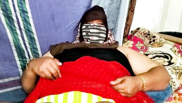 Newly Married Desi Couple Honeymoon Full Video Watch Now Bangla Porn - porntry.com on freevids.org