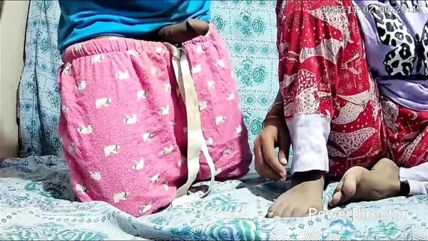 Indian big boobs girl and dad fucking in jungle - veryfreeporn.com - India - Pakistan on freevids.org